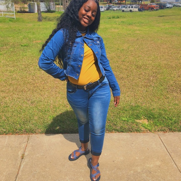 Meet your Posher, Quiondra - Picture 4 of 4